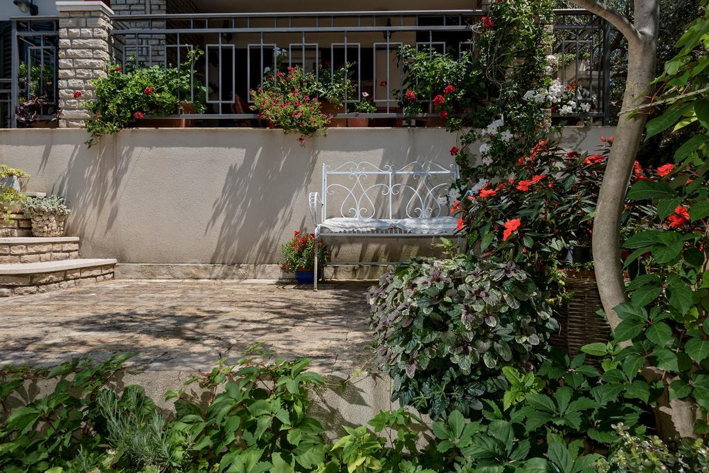 Apartman Roza روغوزنيكا المظهر الخارجي الصورة