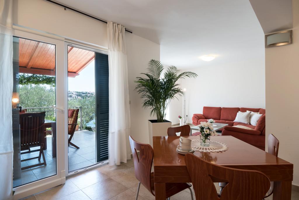 Apartman Roza روغوزنيكا المظهر الخارجي الصورة